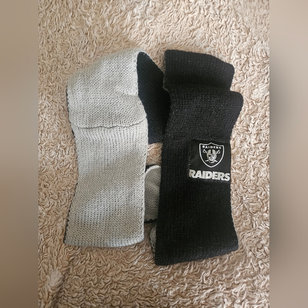 Las Vegas Raiders - Infinity Scarf - Black & Silver